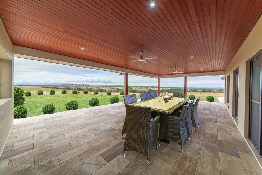 TIMBER FINISHED ALFRESCO CEILING TIMBER FINISHED CEILING Solid Timber with natural