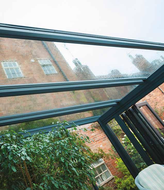 A fantastic choice of innovative tinted roof glass options means you can