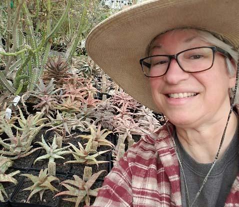 Our Program This Month Karen Zimmerman Aloes on My Mind, Exploring Aloe Hybrids One Generation at a Time I start with an overview of the genus aloe; distribution and diversity of species.