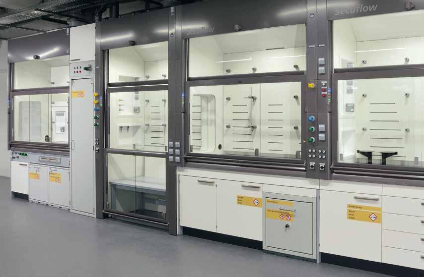 1 Fume hoods and exhaust devices Work in laboratories where gases, vapors, particulate matter or liquids in dangerous quantities and concentrations are handled must be carried out in fume hoods.