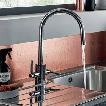 5 Water pressure Dual flow One tap hole Lamona Chrome Garda swan