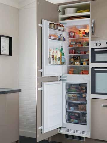 Integrated 50/50 tower refrigeration Lamona integrated 50/50 fridge freezer White HJ6853 - H1772mm x W540mm x D535mm - 2 year guarantee Fridge features - Fridge automatic defrost - 3 Glass shelves -