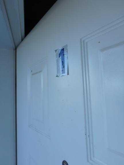 Floor: Carpet/Lino at entrance Doors: Metal Door handle needs tightening Windows: Vinyl Double pane Electrical: 110 VAC outlets and
