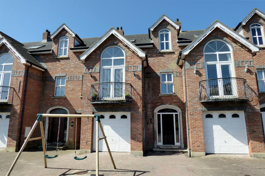 For Sale 9 Millstone Court, Portstewart, BT55 7GT Offers Over 135,000 Property Overview - Three Storey Mid Terrace Townhouse - 5 Bedrooms, 1 Reception Room - Oil fired central heating - upvc double