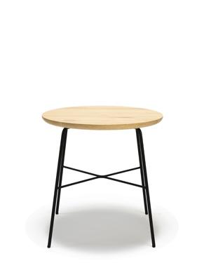 OAK DISC COLLECTION Straight lines, a solid surface with round edges and contrasting materials