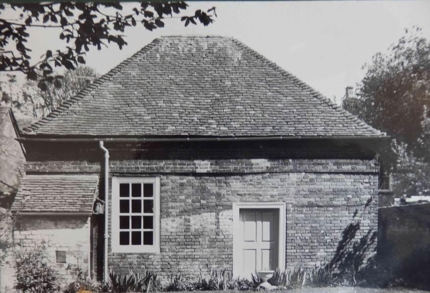 10,000, which was grant-aided). A small rear outbuilding (visible in figure 1), first shown on the 1899 Ordnance Survey map, was demolished in the late twentieth century.