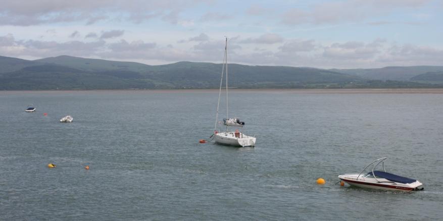 It includes the resort of Aberdyfi, and follows the course of the river (and its