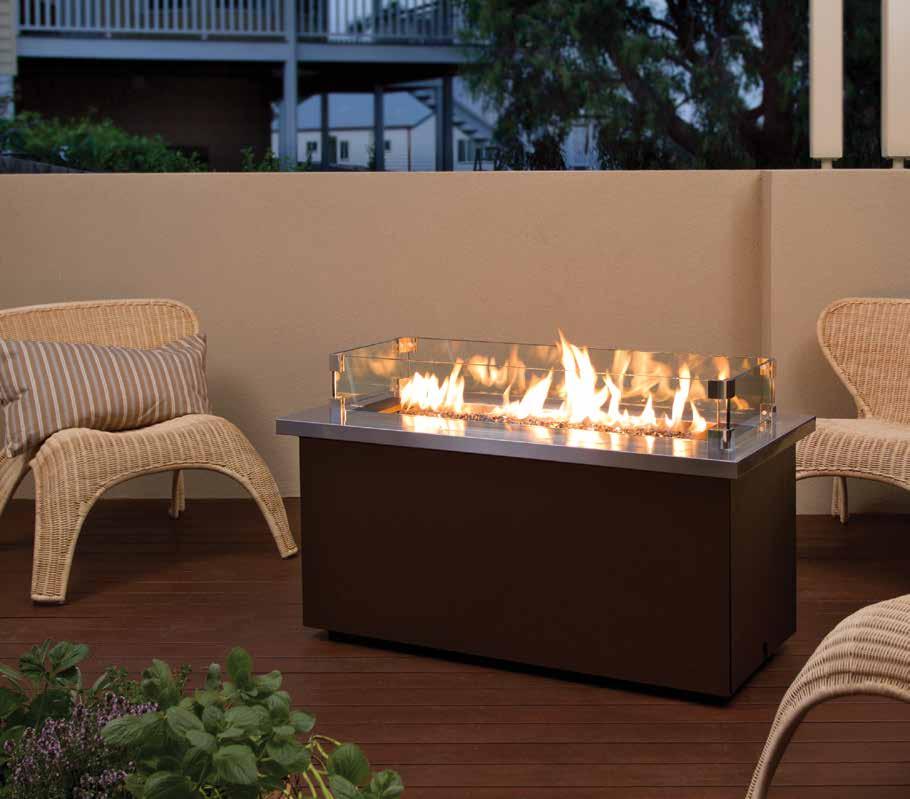 PTO30CFT Plateau Outdoor Firetable Ideal for entertaining, the linear design of the Plateau Firetable leaves plenty of room for family and friends to gather around.