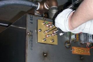 SECTION 5: SERVICE PROCEDURES REPLACING THE WASH HEATER (CONTINUED) Putting the thermostat probe in