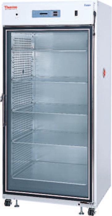 3960 (3961) Large size for high volumes and a broad range of products Heated glass door for