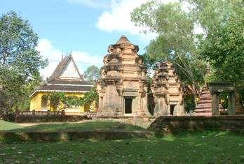 (north), Wat Bo (center), Wat Po Banteay Chey (South), Wat Athvea