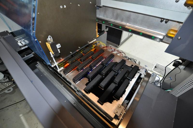 Auto-capping and auto-purging integrated into the print head capping and cleaning station, with ink collection system for reduced ink wastage, to ensure perfect print