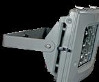 Double-articulating captive hinge and