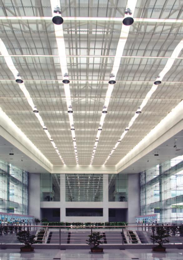 Project: Zhoushan Municipal Administration Center, China Architect: Architectural Design & Research Institute of Zhejiang University Key Features Panel width from 300 to 700 mm, length up to 6 m