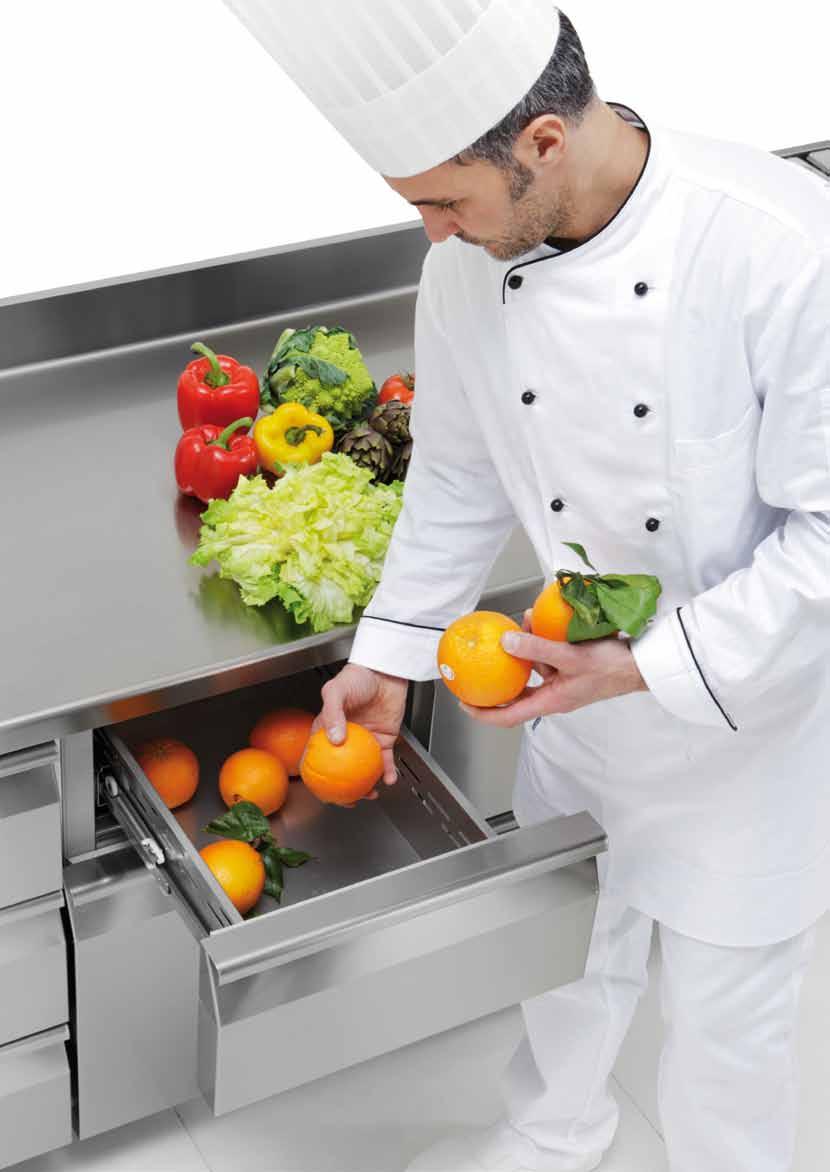 CATERING SMART & MASTER COUNTERS Smart & MASTER COUNTERS 30% energy saving A Coldline refrigerated counter uses 30% less energy than a traditional appliance.