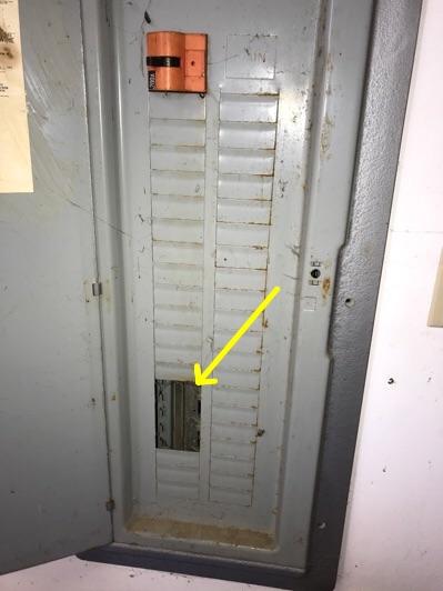 1. Location Materials: Located in the Garage Electrical Panel 2 2. Electrical 200 AMP service, 4/0 Aluminum service entrance wires. Panel not in use.
