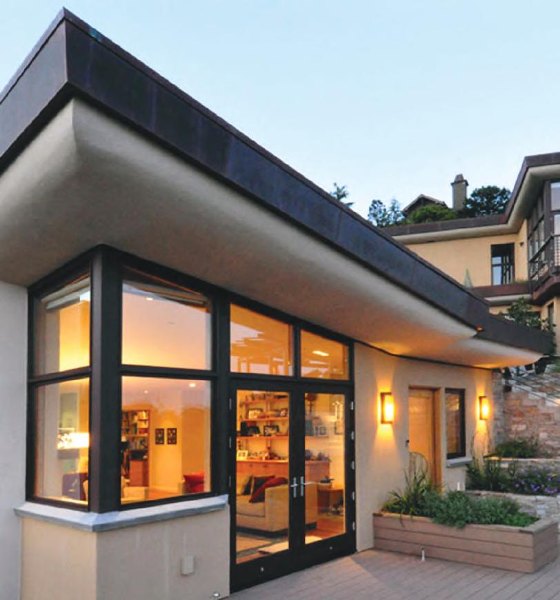 CONTEMPORARY FEATURES Define your modern home with Loewen windows and