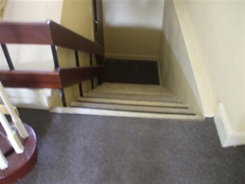 36 Finian Street Ground Floor to Basement: There are colour contrasting markers on the step nosings but the top and
