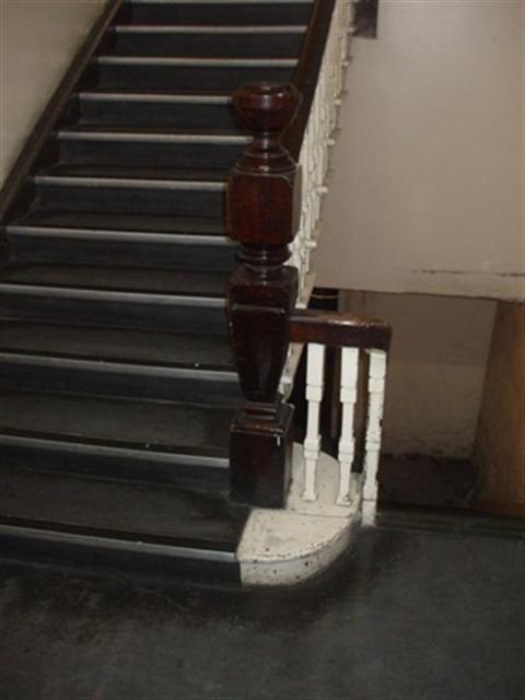 Dunlop Oriel House Back Stairs: The handrails do not