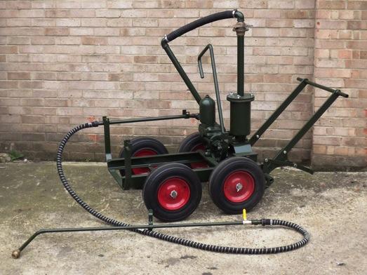 WALLIS Wallis & Stevens 7C hand operated sprayer for cold bitumen emulsion Contact: Sales at BX Plant on 0243 78970 or email: rhodge@bxplant.