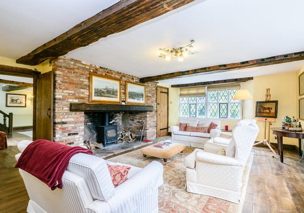 An historic Grade II listed early 17th century country house with two bedroom annexe set in mature gardens in an unspoilt rural position between the coast and the Broads the old hall edingthorpe,
