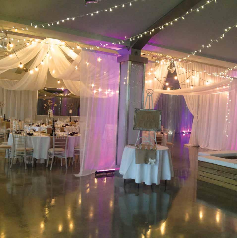 To define and highlight the drape lines, fairy light or festoon strings can be run along the