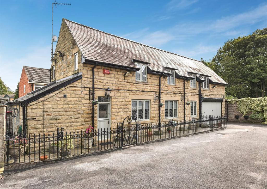 Woodlea Cottage, Woodlea Court, Shadwell, Leeds, LS17 8BE MAGNIFICENT DETACHED COTTAGE FOUR BEDROOMS TWO BATHROOMS DOWNSTAIRS W/C OFFICE INTEGRAL GARAGE GARDENS 1860S BUILT VICTORIAN STYLE SHADWELL