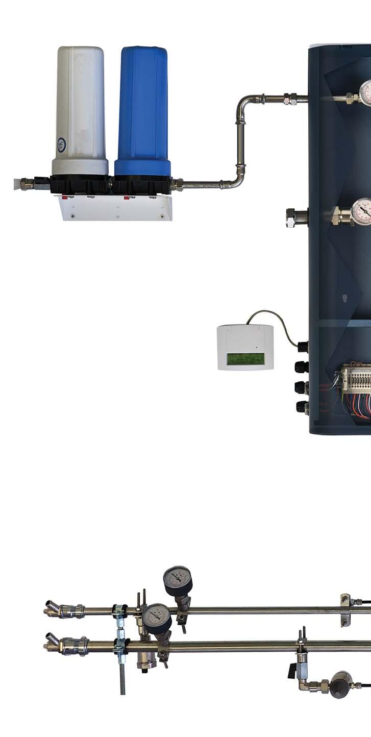 JetSpray panel An IP54 rated cabinet with easily accessible internal components to control the operation of the nozzles.