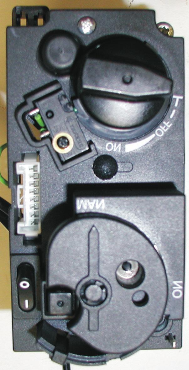 INTERMITTENT PILOT REMOTE ELECTRONIC IGNITION AND CONTROL SYSTEM 7. With the MANUAL knob in MAN position a manual pilot valve operator and piezo igniter are accessible.