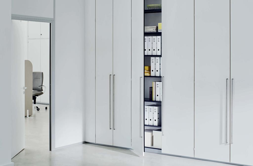 Wall cabinet system in