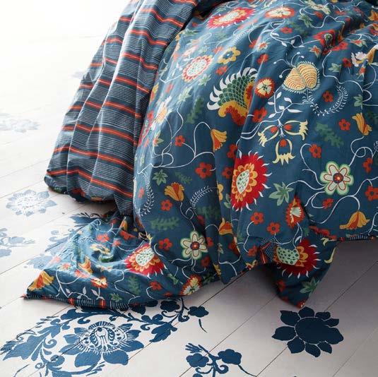 IKEA PRESS KIT / OCTOBER 2016 / 7 PH138624 WITH A FLORAL PATTERN ON ONE SIDE AND A STRIPED PATTERN ON THE