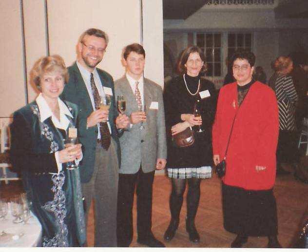 Arunas Liubšis, Leedu Christine Rutshmann Schveits III Balti Perinatoloogia konverents, Tartu 1996 Schveitsi riik saatis Eestisse perinataalabiks vajalikku aparatuuri üle 1,5 miljoni schveitsi frangi