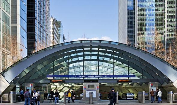 Canary Wharf station, London. The design was to Category A fit out standard and included lighting and power, fire alarms, heating and cooling and a sprinkler system 5.0 QUALITY POLICY STATEMENT 5.