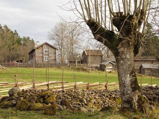 We protect Rural Heritage in Culture Reserves - a resource for regional development and tourism 34 Culture Reserves in Sweden Old farms, manors,