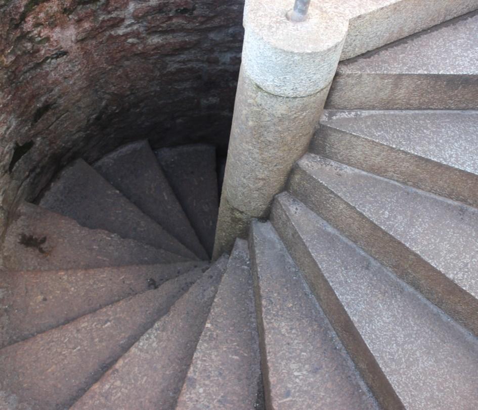 This is the entrance to the underground Man Engine tunnel. There are 15 granite steps down to the tunnel.