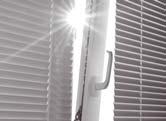 saves energy. Intelligent sensors, such as timers and weather station, control the sunshades for you.