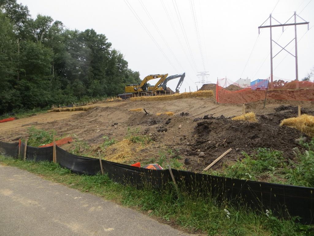 PHOTOGRAPHIC RECORD Company: Northern Natural Gas Company Project: Cedar Station Upgrade Project Spread/Loop/Facility: Pipeline Loop Photo No.: 7 Sta. No.: 251+91 Direction: West Comments: Maintained ROW; Thomas Lake Road.