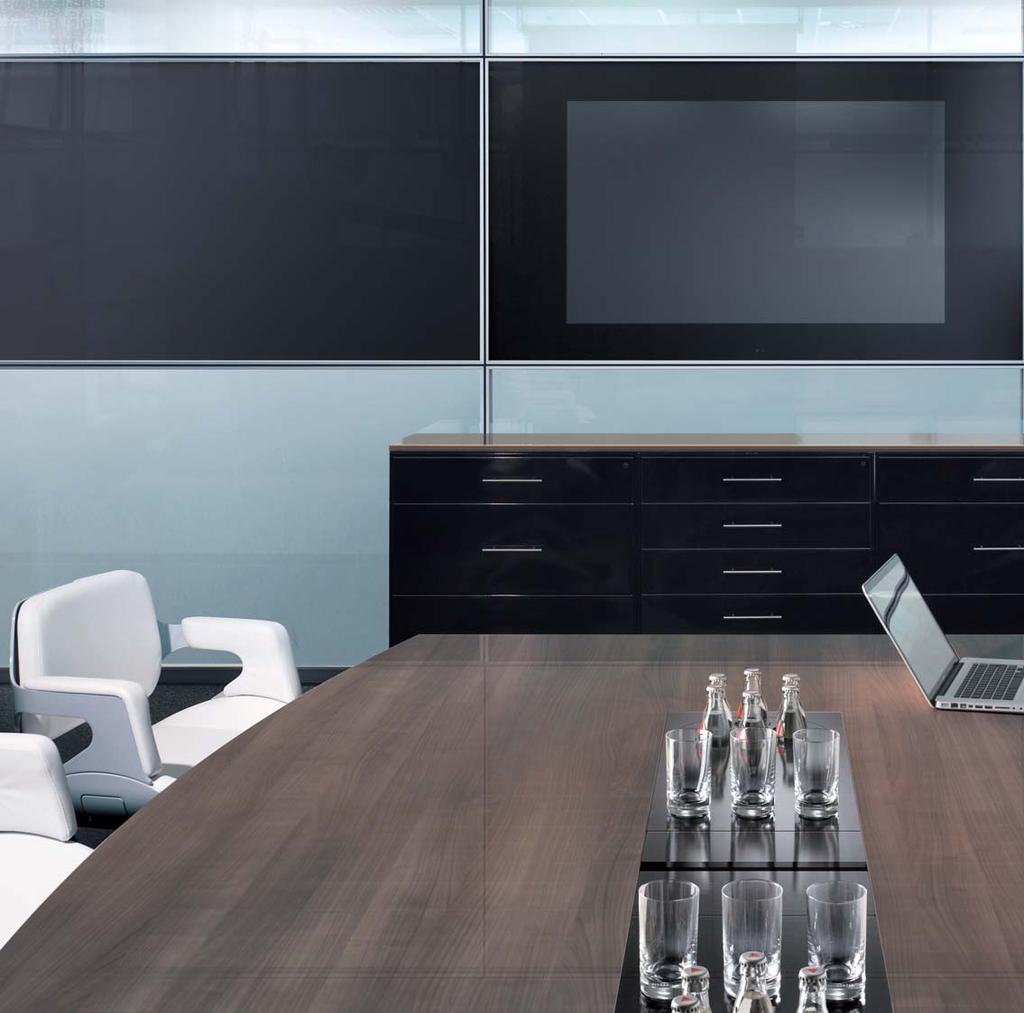 Whether you need control equipment for presentations, media technology in the cupboards or monitors in the Monotop partition system,