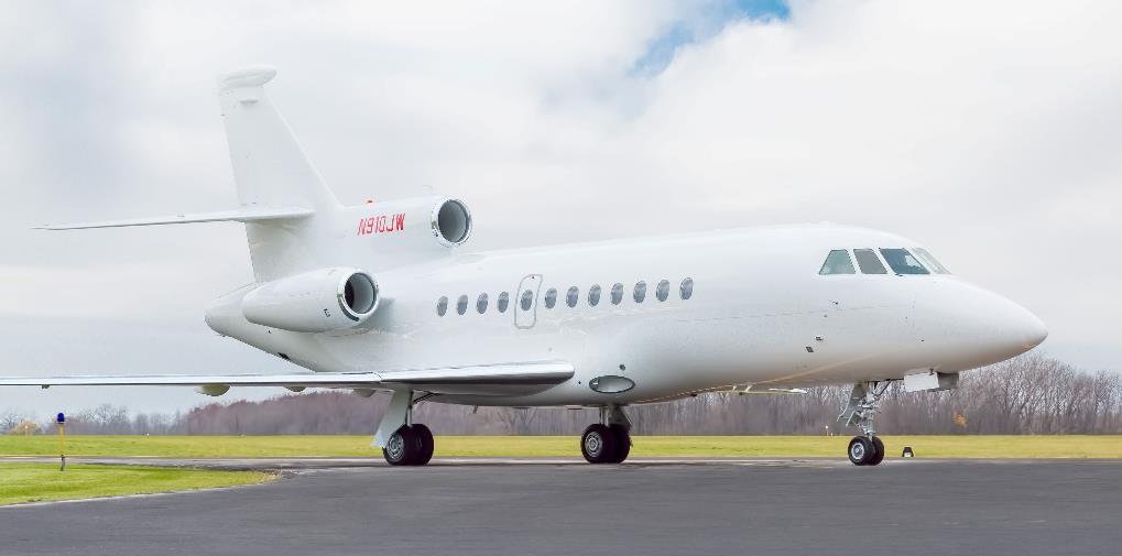 1988 FALCON 900B N910JW S/N 31 OFFERED AT: $2,600,000 HIGHLIGHTS: Fresh 1C Inspection and Exterior Paint FANS 1/A+ ADS-B Out Honeywell N1 DEECs Aircell ATG 5000 Equipped EMTEQ Cabin LED Lighting LED
