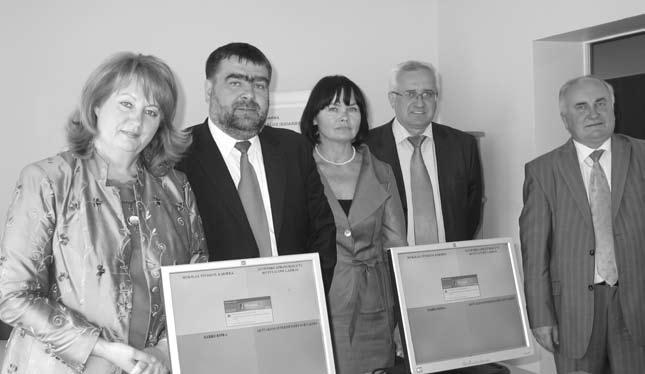Sveikindama Lazdijų bendruomenę su įkurtuvėmis, Socialinės apsaugos ir darbo ministrė Vilija Blinkevičiūtė džiaugėsi, kad darbo biržos patalpos puikiai pritaikytos žmonių reikmėms.