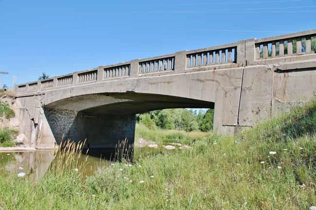 Heritage Resources Centre Conestogo River Bridge #6 Photograph by Melissa Davies, 2012 General Information Bridge No.