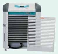 Recirculating Coolers at a Glance FL Series NEW: Up to 2 kw cooling capacity! FC Series FL Models -2 C.