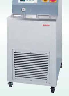 Recirculating Coolers SemiChill Series Applications Semiconductor industry: Etching tools Stainless steel chucks PVD Sputtering Wet benches Packaging industry Plastic industry Dosing and gluing