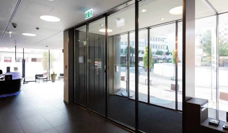 Automatic sliding doors with one or two leaves Automatic telescopic sliding doors