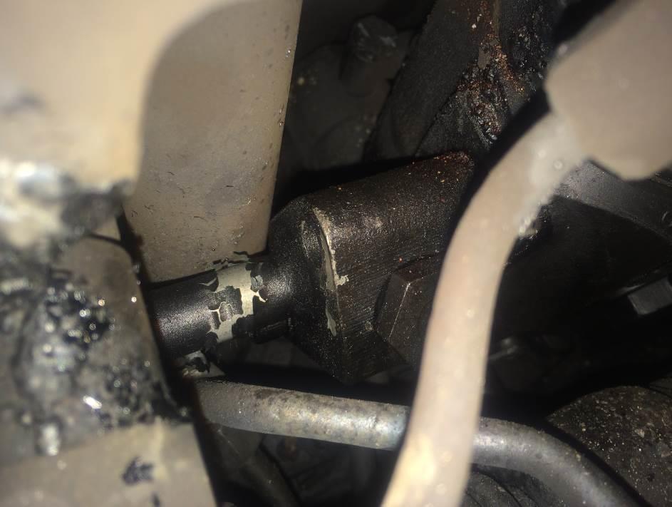 starboard main engine and it was immediately evident that the top bolt was missing from #2 fuel pump fuel inlet pipe (figure 22).
