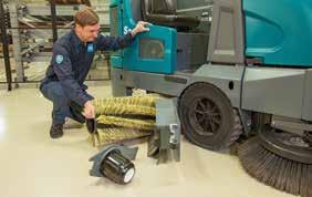 downtime and operator fatigue with easy no-tool brush removal and change, aided by the self-guiding