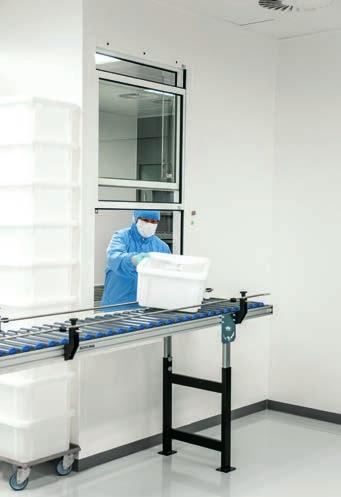 Access in accordance with clean room quality is controlled by separate locking systems (gowning rooms, material air