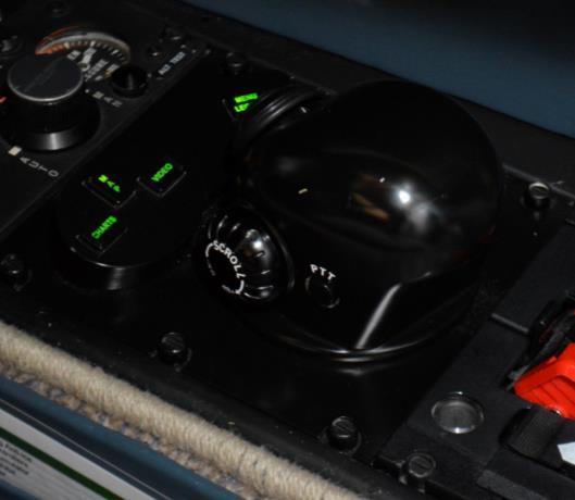 Dual 110AV Electrical Outlets in Cockpit Triple Eros Oxygen Masks Goodrich Ice