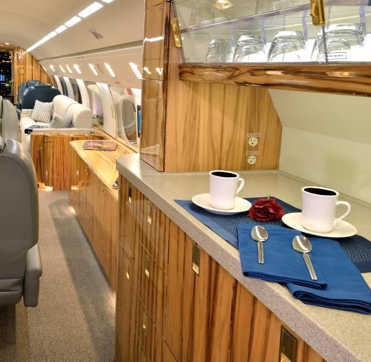NTINTERIOR GALLEY & LAVATORY Aft Galley Aft