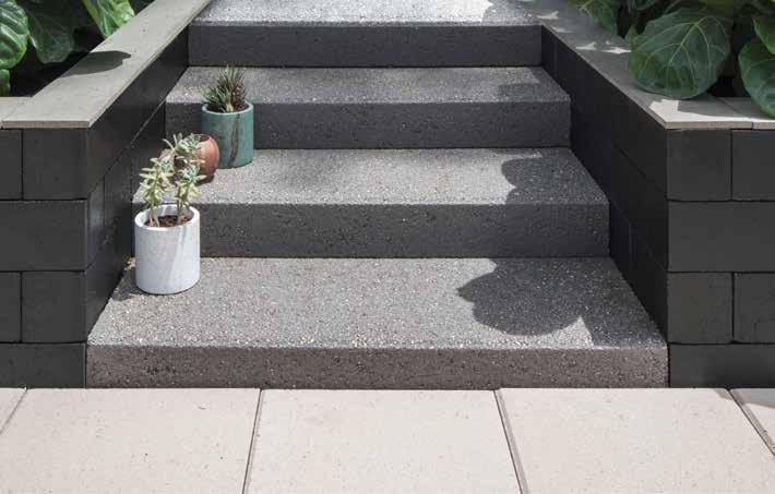 EASY STEP VISUALLY PLEASING A solid masonry step, with a premium textured finish. Available in two modern colours.